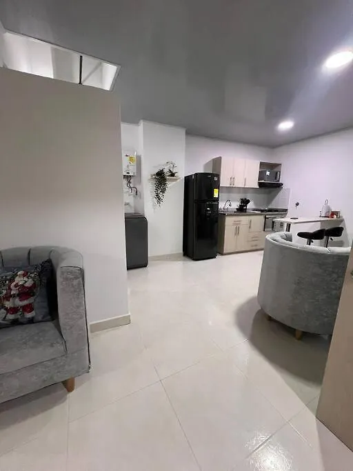 Hermoso Apartamento En Belen Medellín 0*,